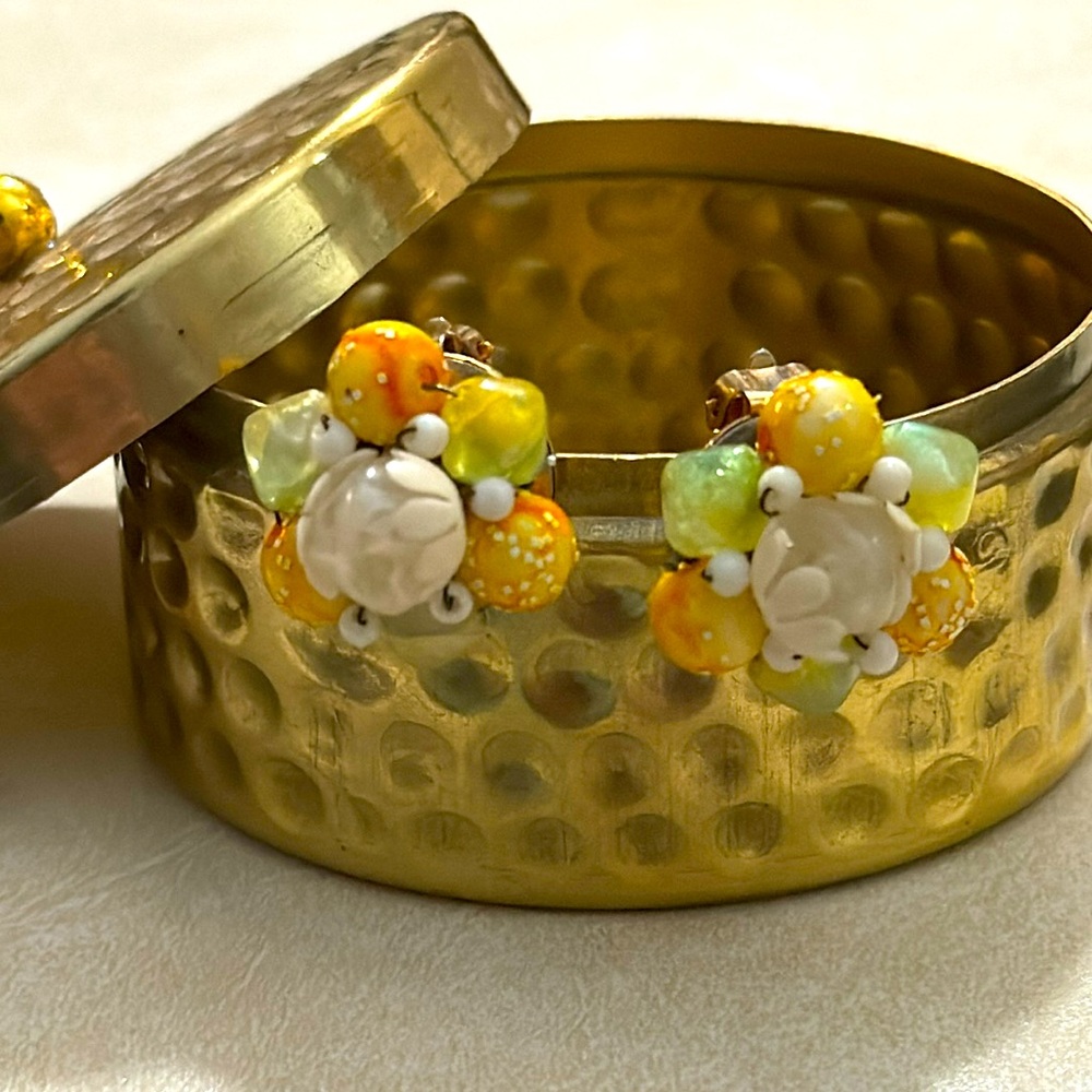 Retro Hong Kong Citrus Cluster Yellow Green White Bead Clip-On Earrings